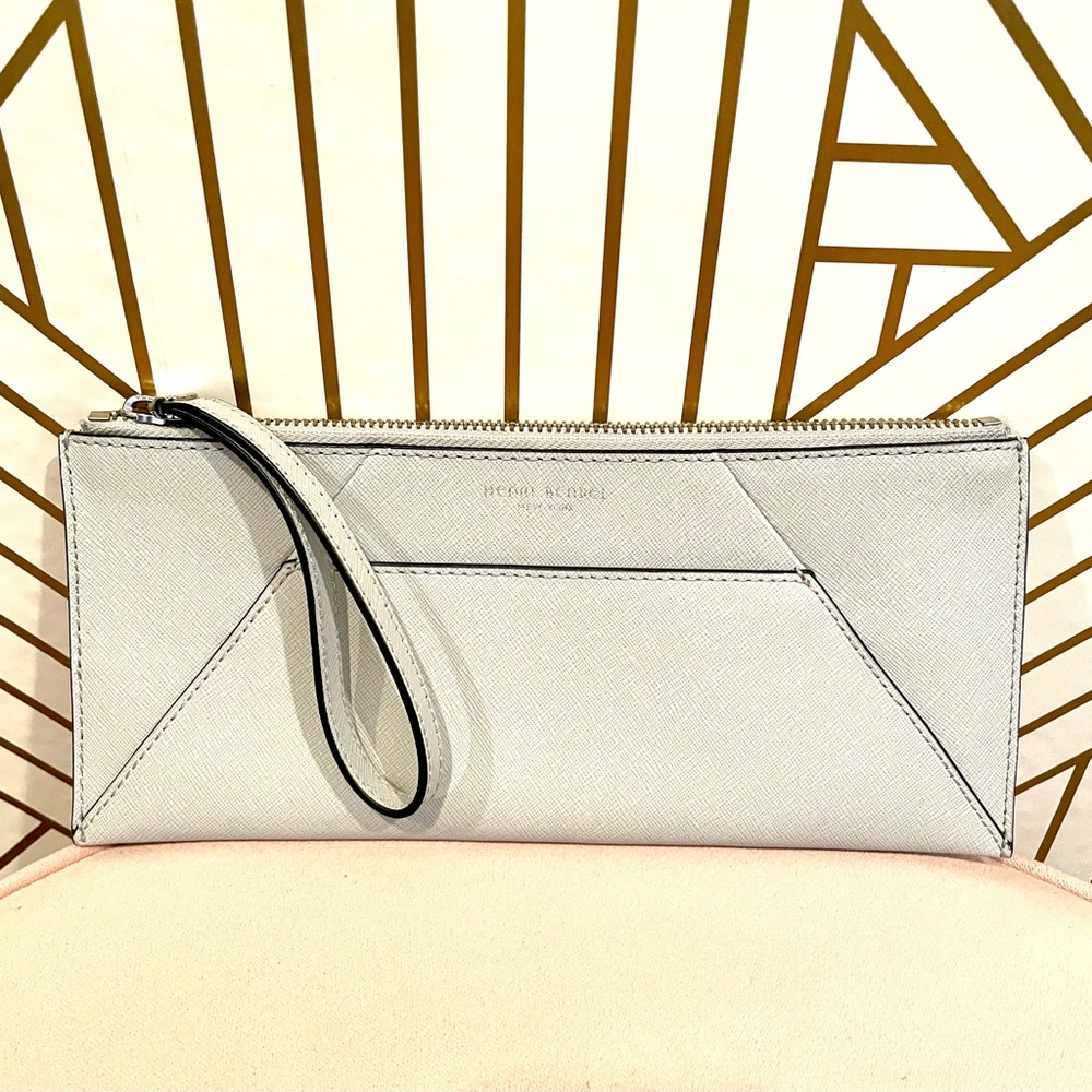 Henri Bendel wristlet